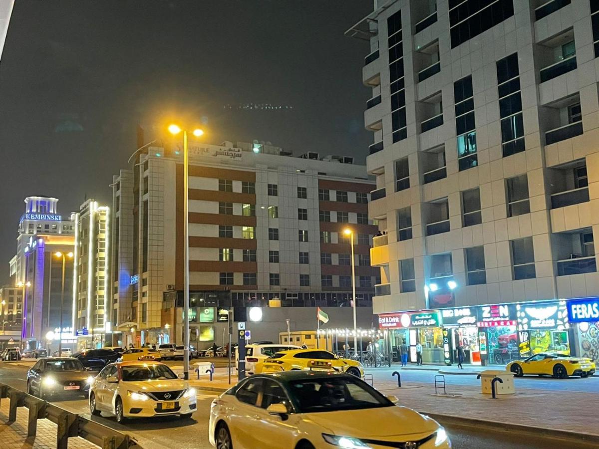 Albarsha 1 Hostel By Phm Dubai Esterno foto