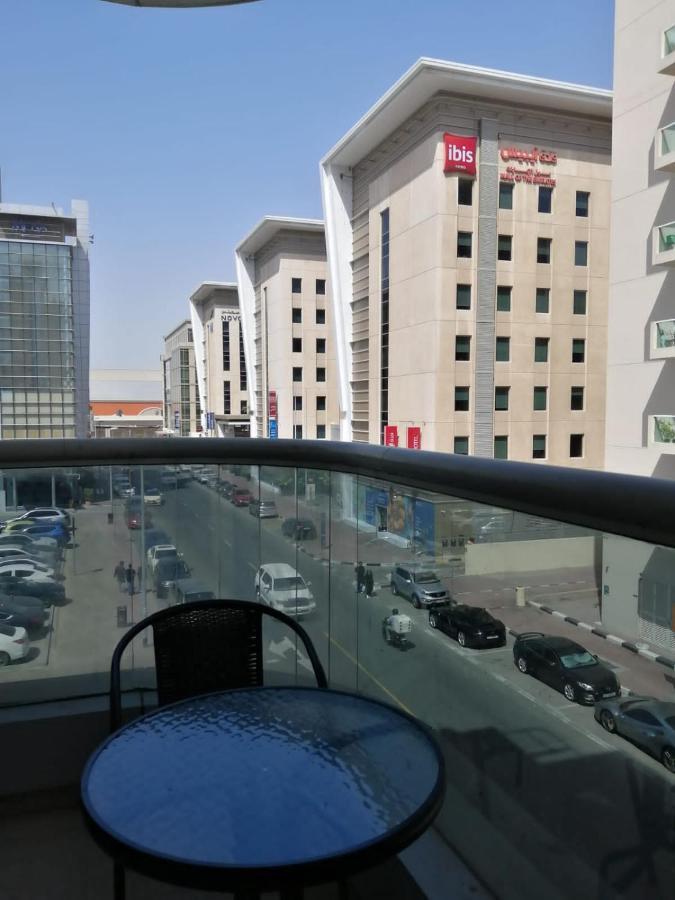 Albarsha 1 Hostel By Phm Dubai Esterno foto